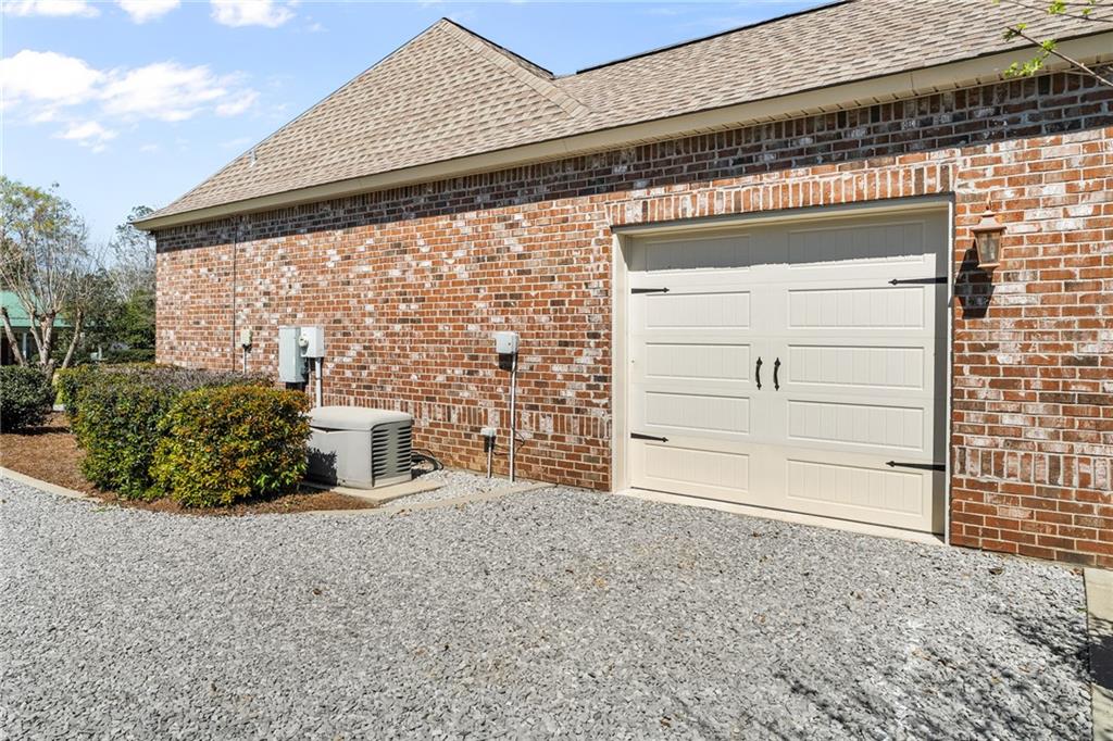 917 GREAT SOUTHERN Drive