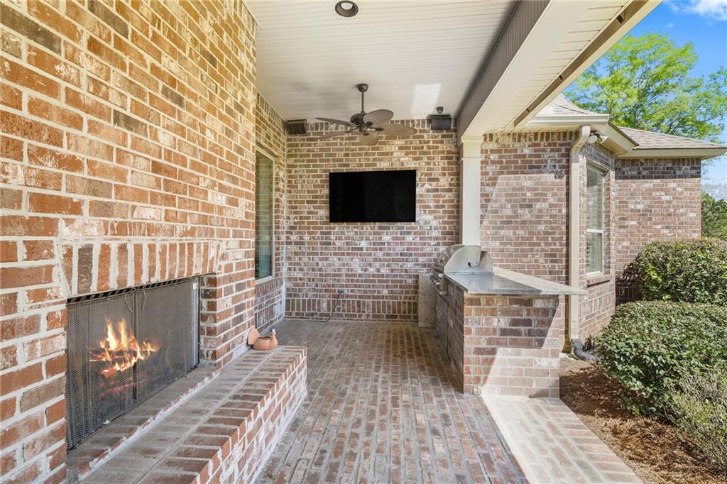 917 GREAT SOUTHERN Drive