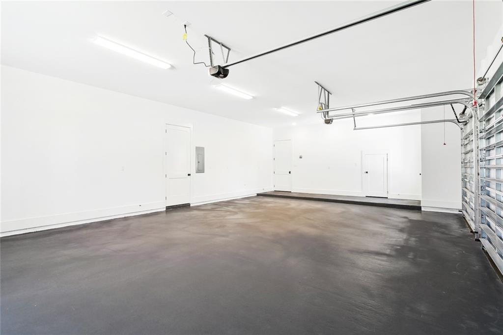 605 NORTHWOODS Drive