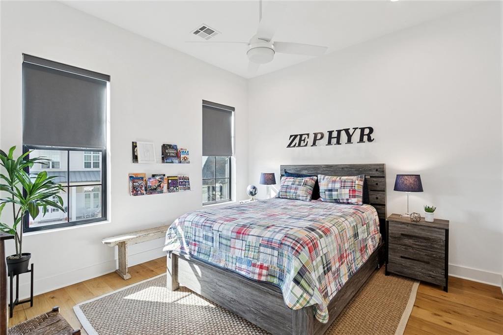 801 CHRETIEN POINT Avenue