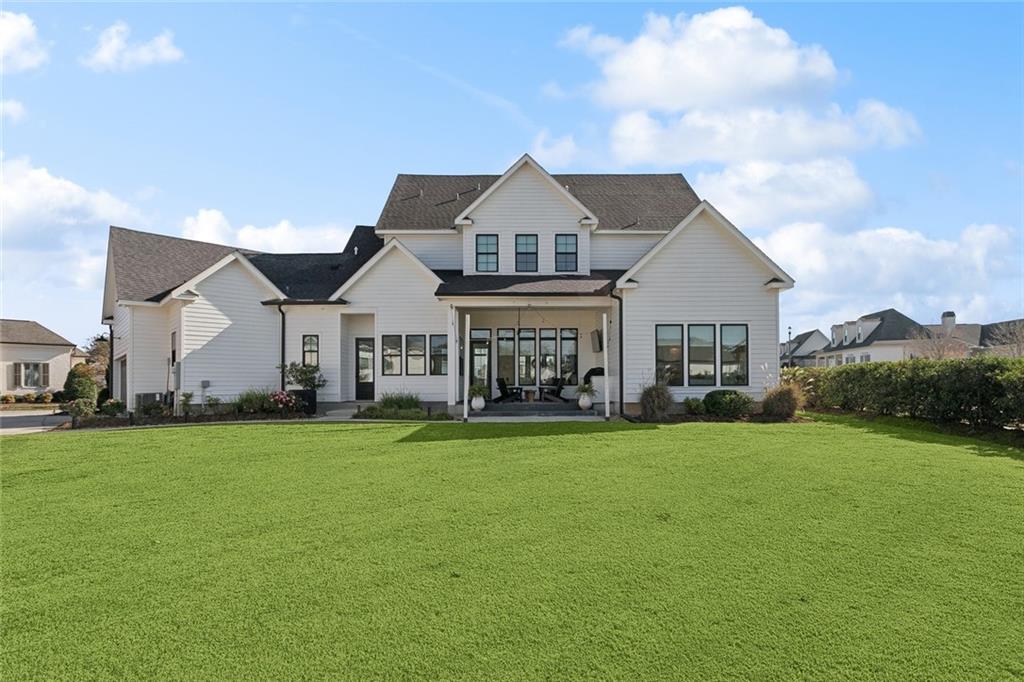 801 CHRETIEN POINT Avenue