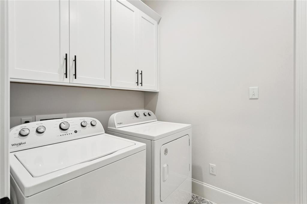 5037 TWIN RIVER Place