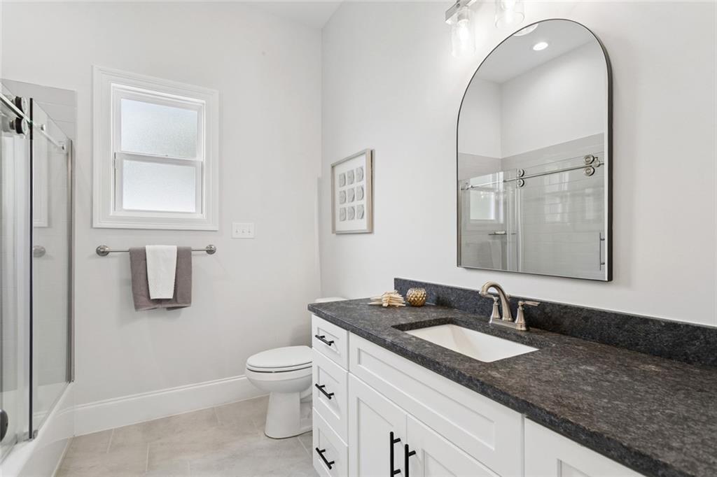 5037 TWIN RIVER Place