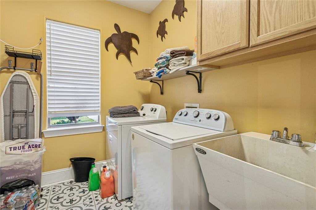 452 BELLE POINTE Drive