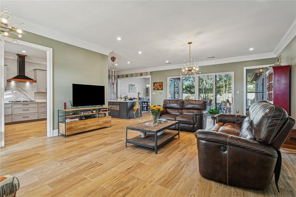 452 BELLE POINTE Drive