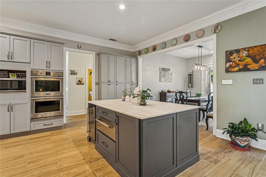 452 BELLE POINTE Drive