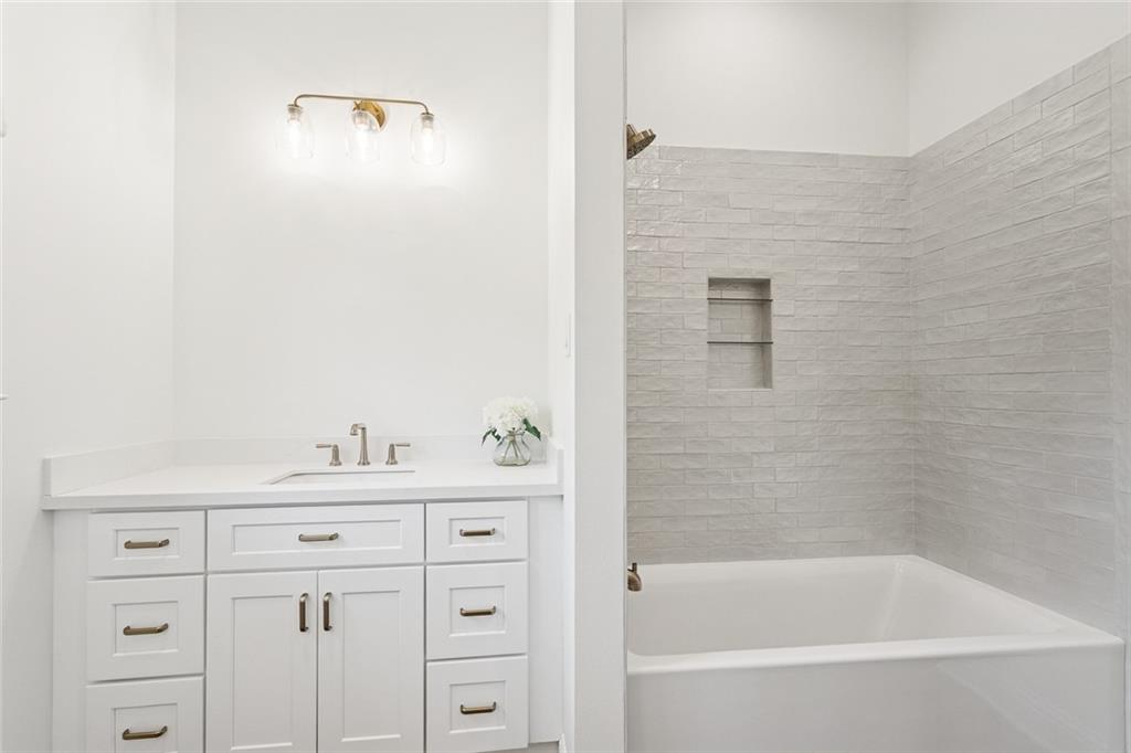 143 GOLF COTTAGE Drive 3B