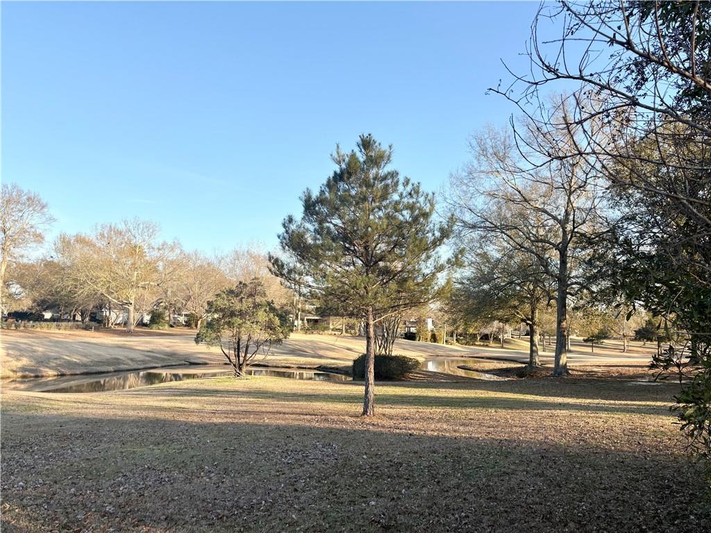 905 GREAT SOUTHERN Drive