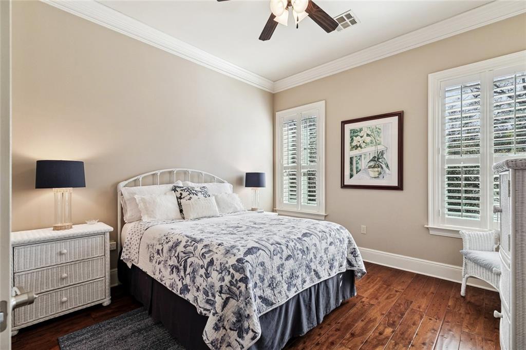 518 NORTHWOODS Drive