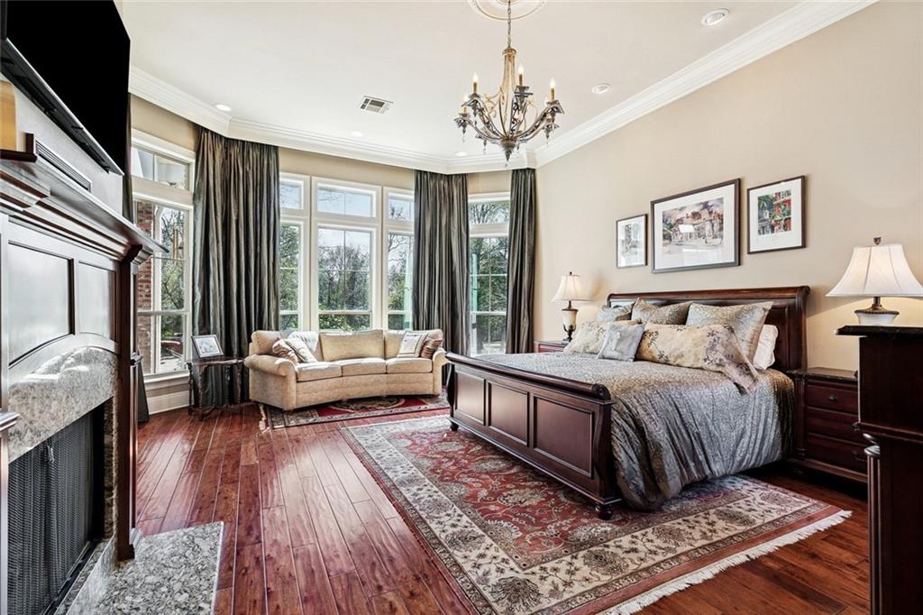 518 NORTHWOODS Drive