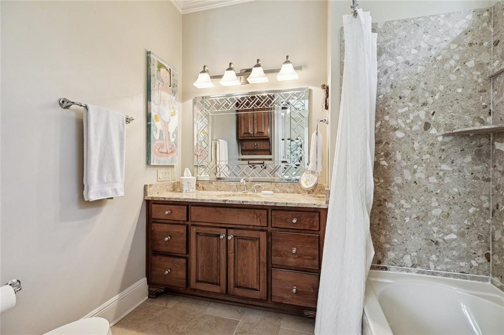 518 NORTHWOODS Drive