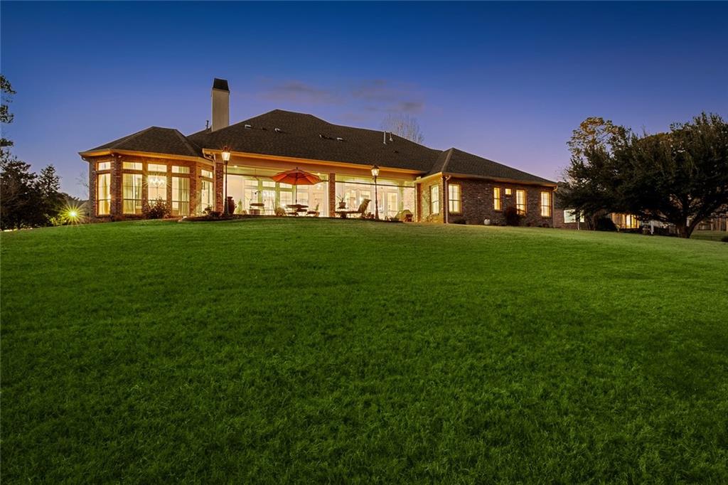 518 NORTHWOODS Drive