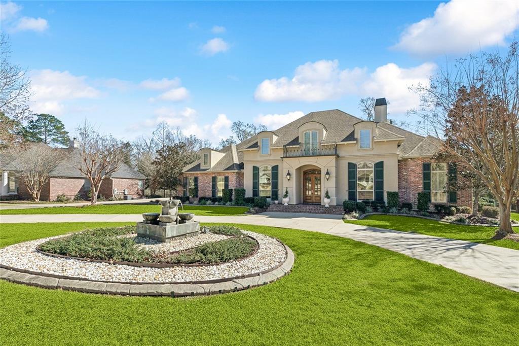 518 NORTHWOODS Drive