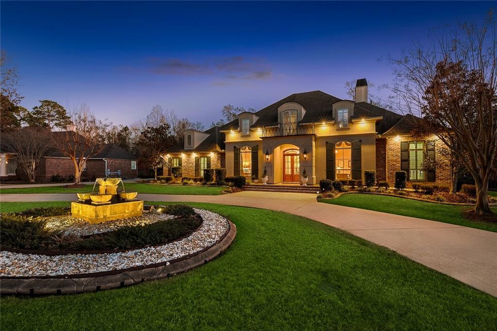 518 NORTHWOODS Drive