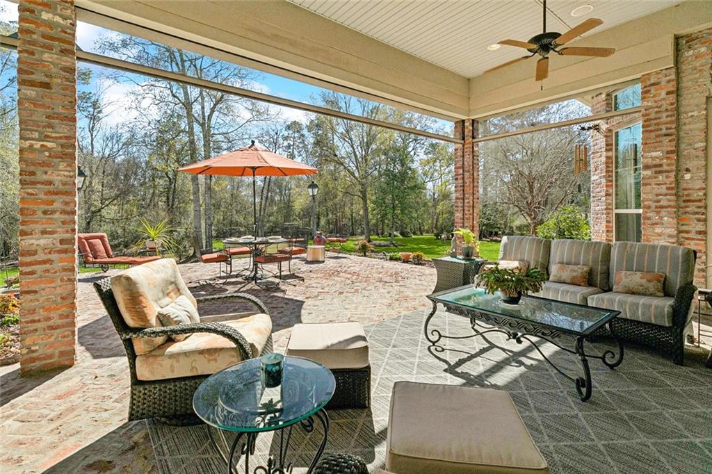 518 NORTHWOODS Drive