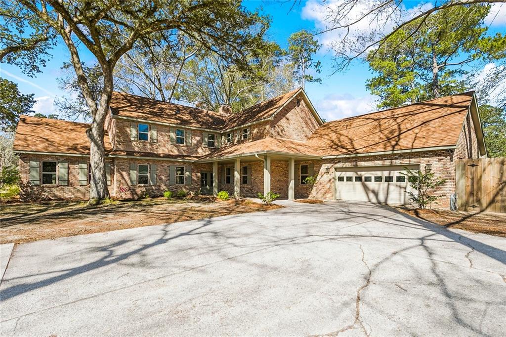 126 CHERRYLAUREL Drive