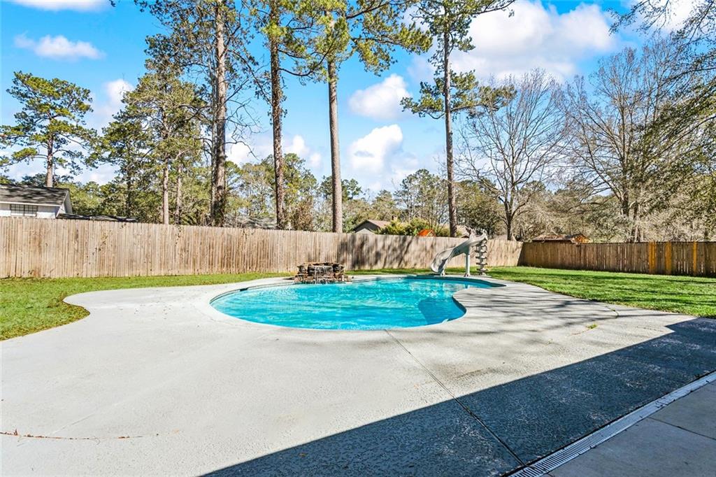 126 CHERRYLAUREL Drive