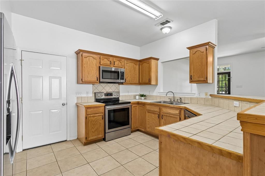 212 NORTHRIDGE Drive