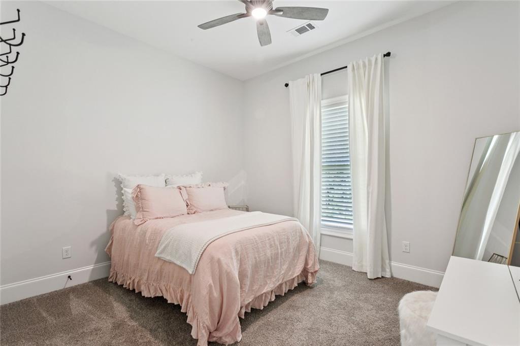 5037 TWIN RIVER Place