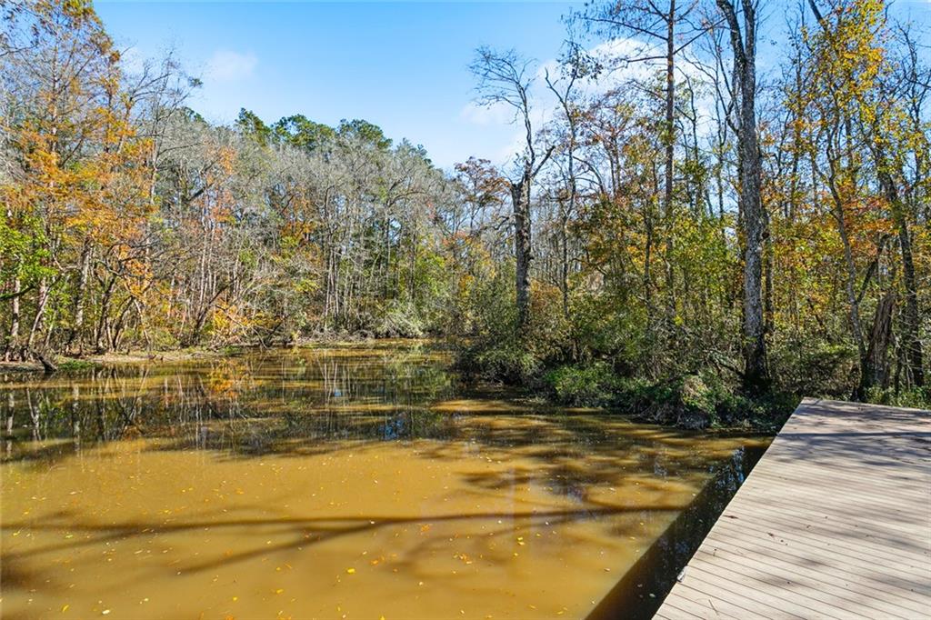 5037 TWIN RIVER Place