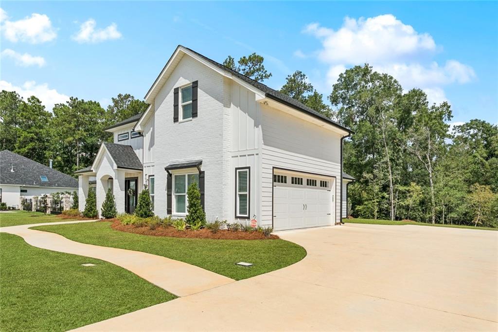 5037 TWIN RIVER Place