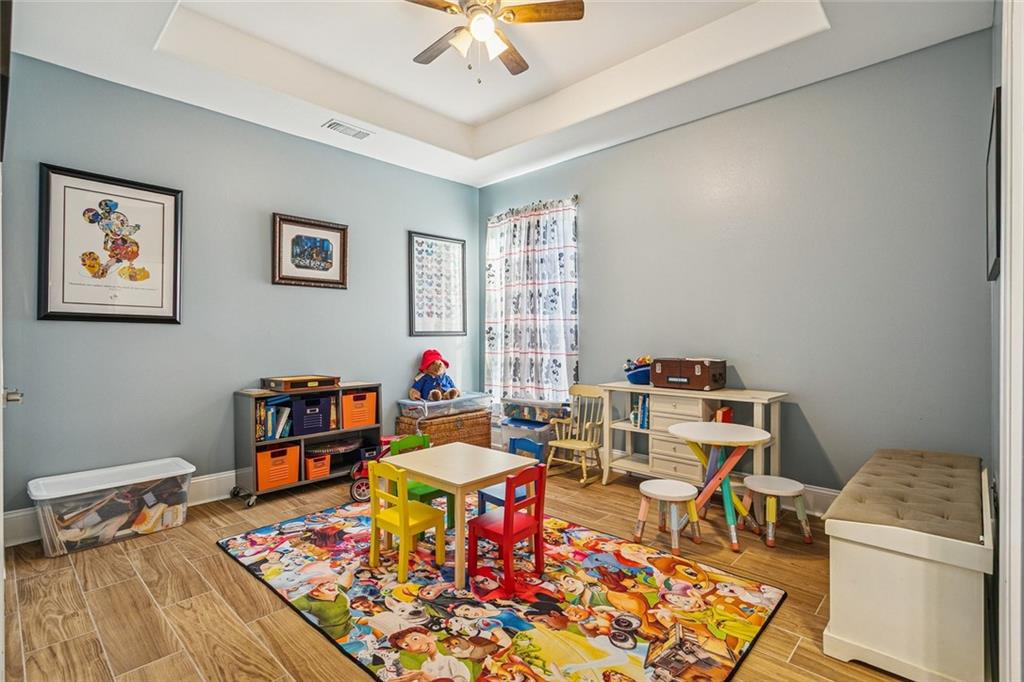 452 BELLE POINTE Drive