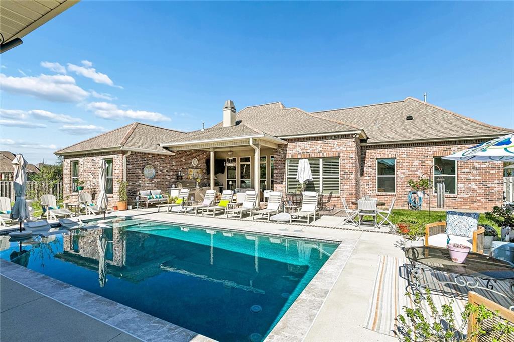 809 GREEN LEAF Circle
