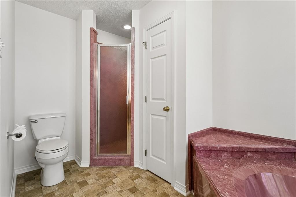 25241 CRABAPPLE Lane