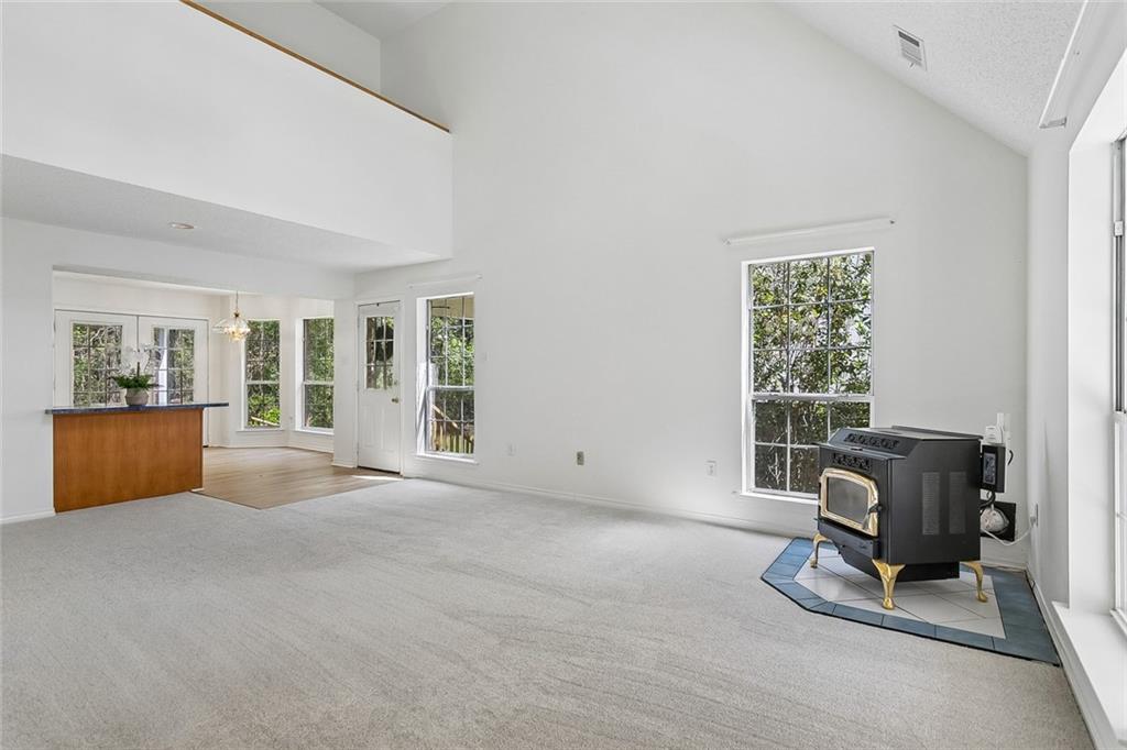 25241 CRABAPPLE Lane