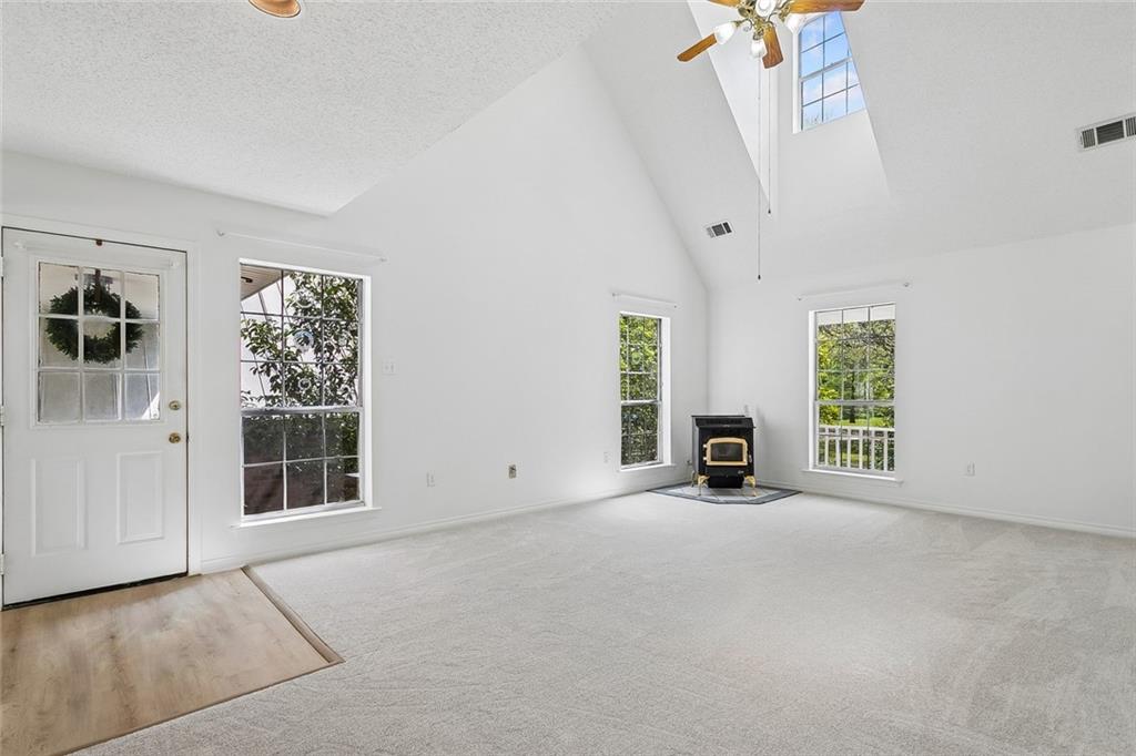 25241 CRABAPPLE Lane