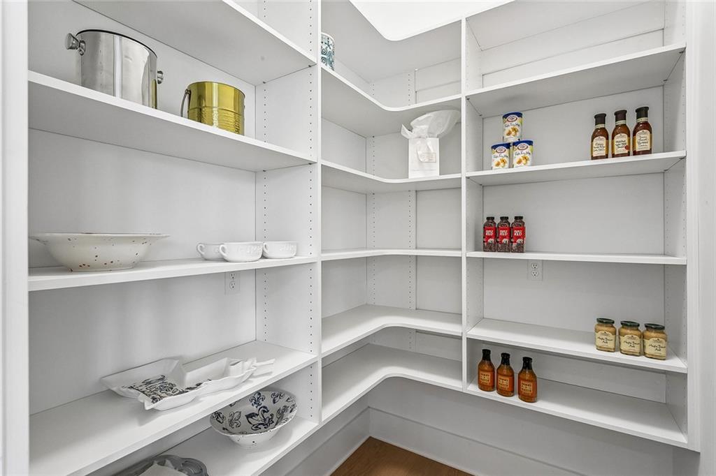 508 MOUNT HOPE Court