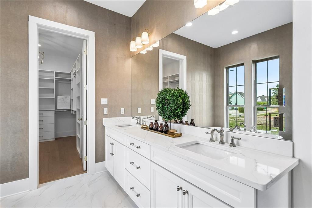 508 MOUNT HOPE Court