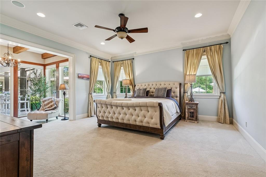 25 HUMMINGBIRD Road