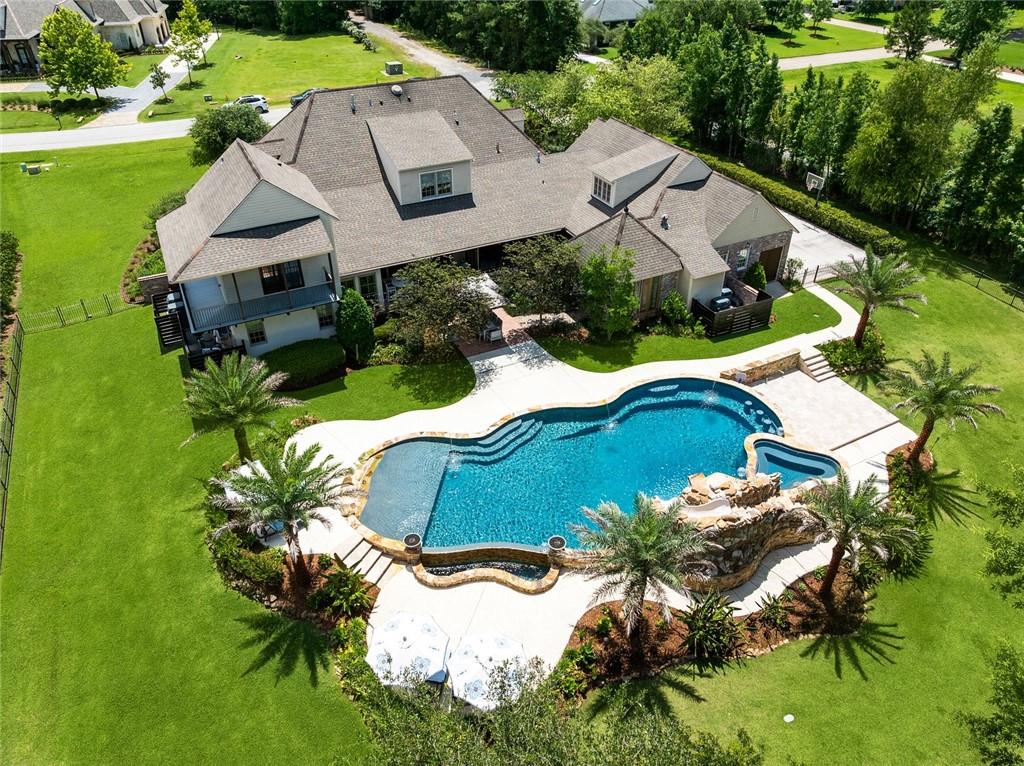 25 HUMMINGBIRD Road