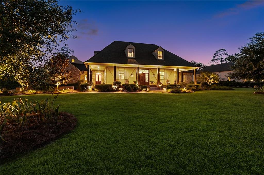25 HUMMINGBIRD Road