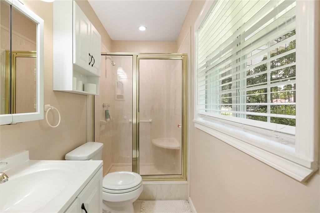 223 ROBIN HOOD Drive