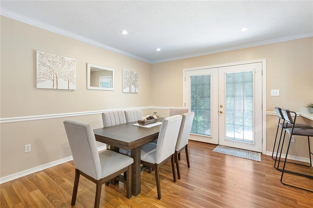 223 ROBIN HOOD Drive