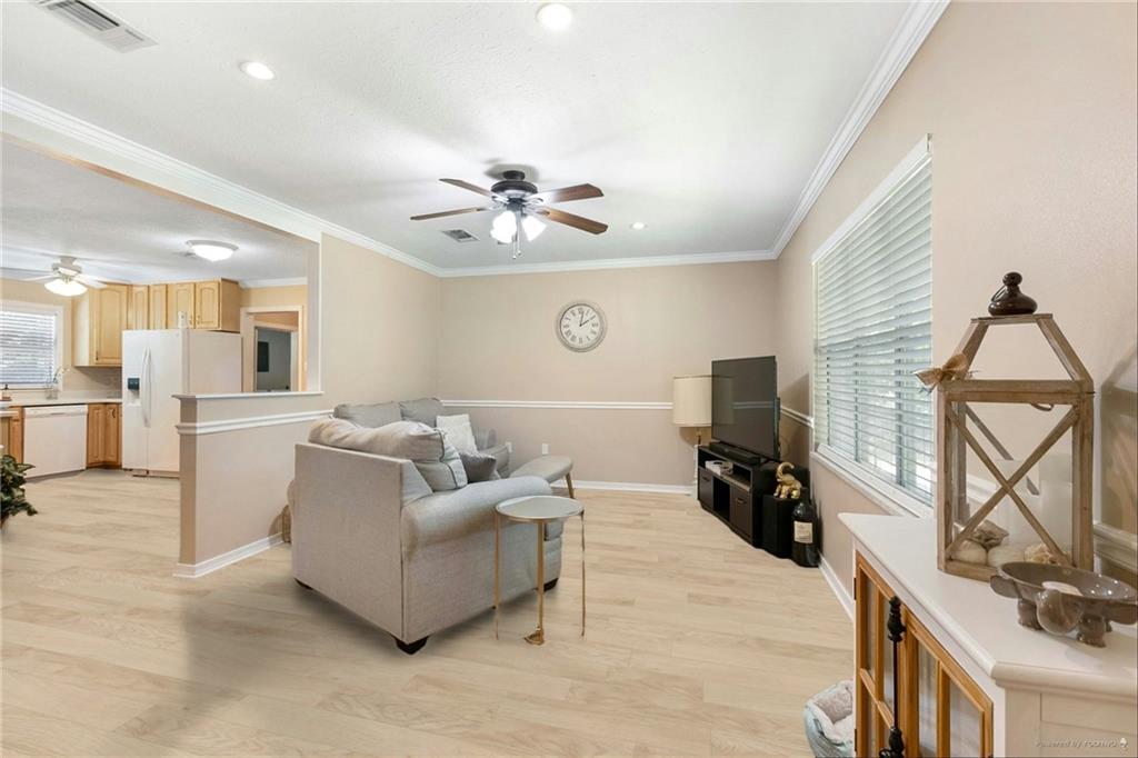 223 ROBIN HOOD Drive