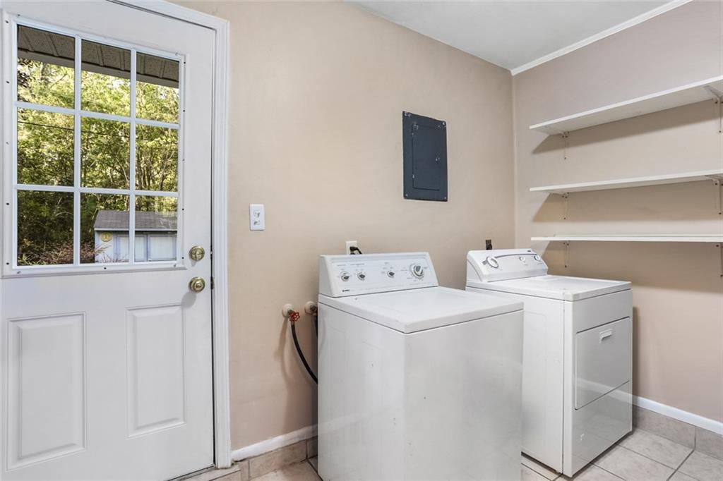 223 ROBIN HOOD Drive