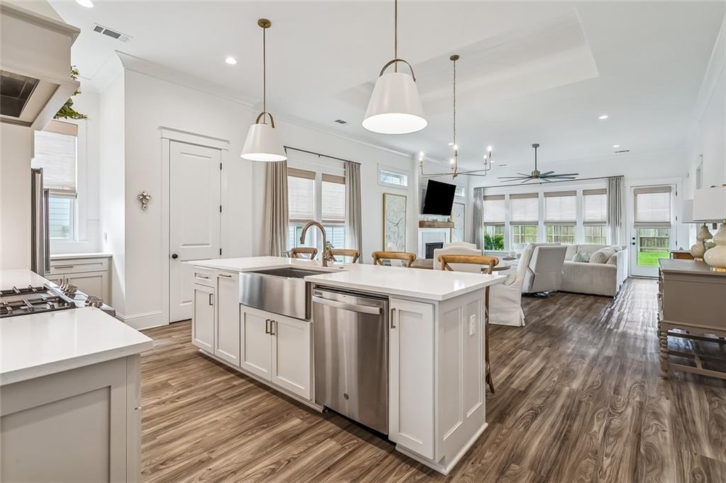 3034 MOSS POINT Lane
