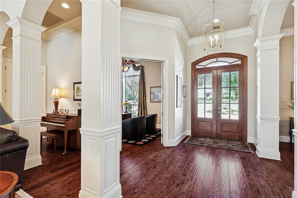 518 NORTHWOODS Drive