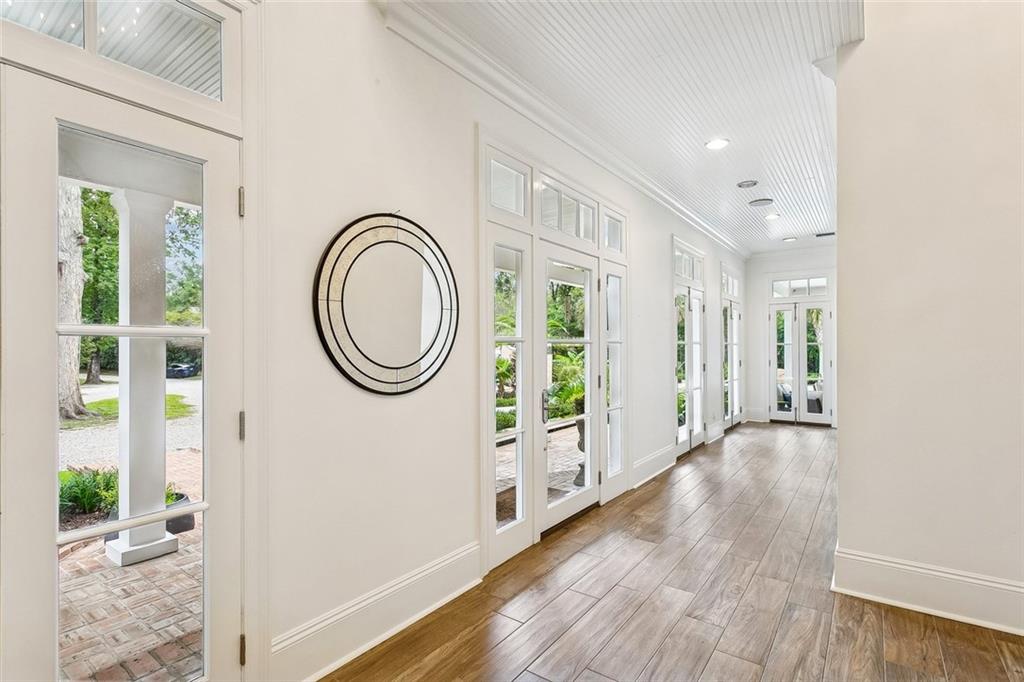 9 MAGNOLIA GARDENS Drive