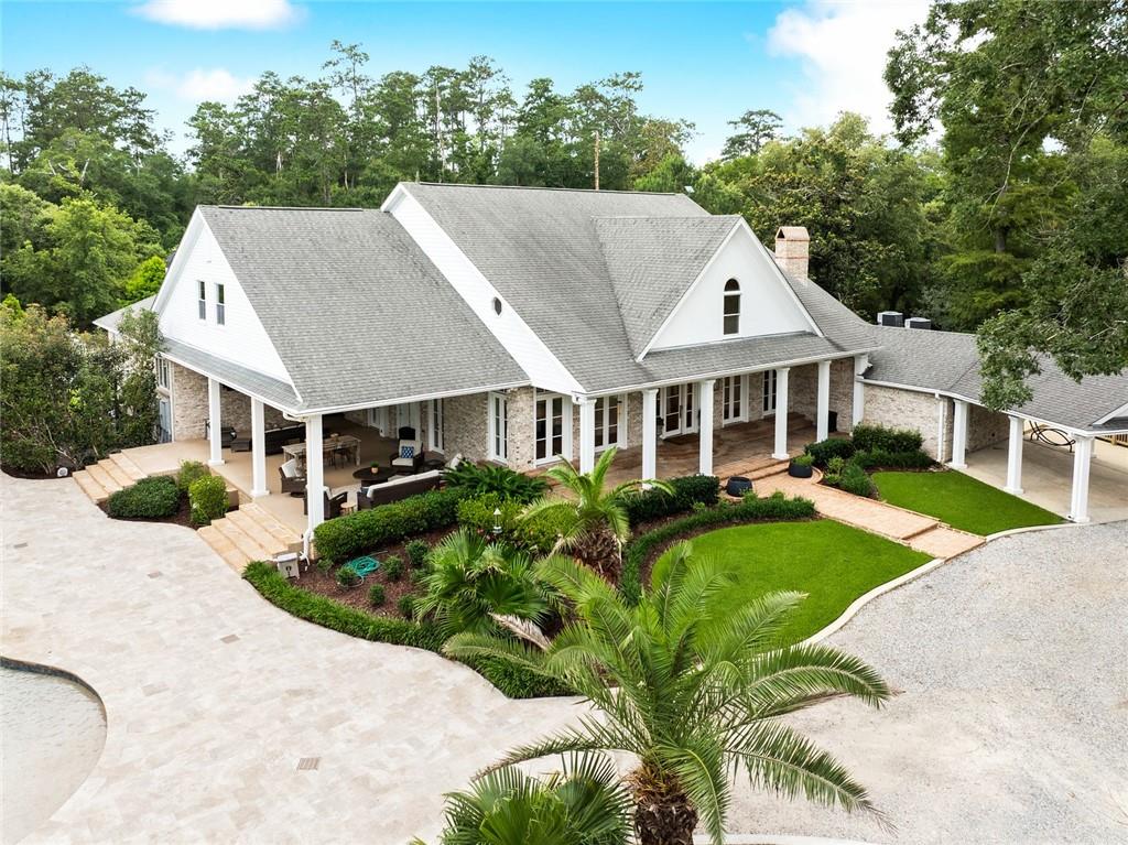 9 MAGNOLIA GARDENS Drive