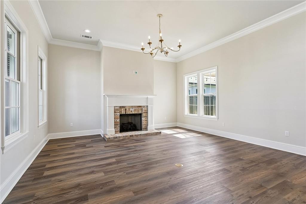 547 HOPSCOTCH Road
