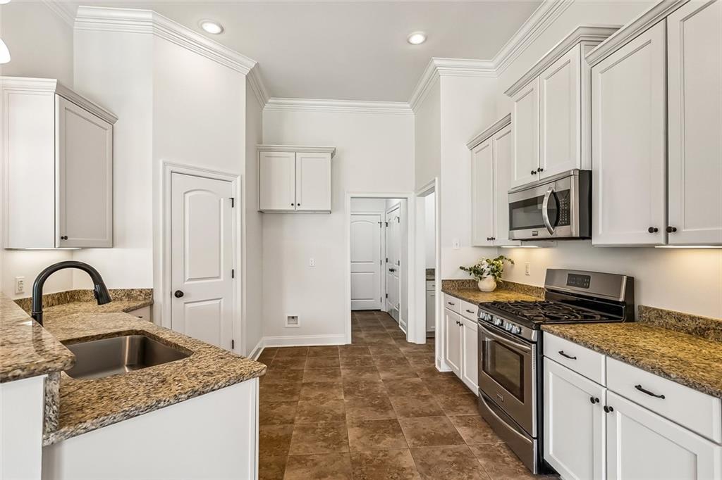 1456 DOMINIC Drive