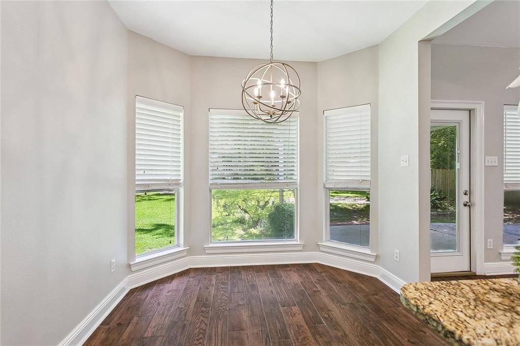 401 ORLEANS Avenue