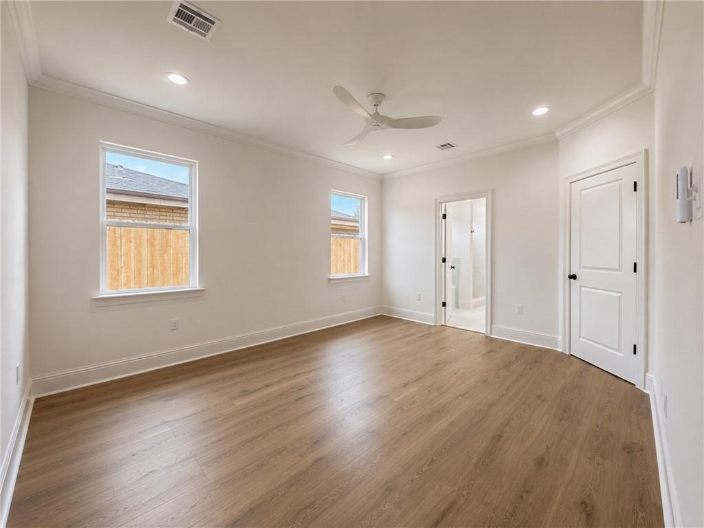 401 E WILLIAM DAVID Parkway