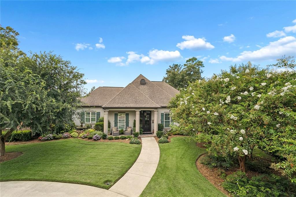 600 NORTHWOODS Drive