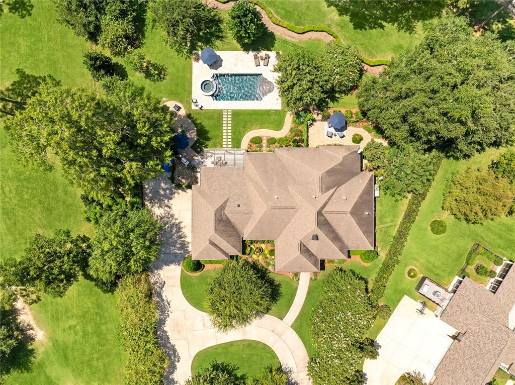 600 NORTHWOODS Drive