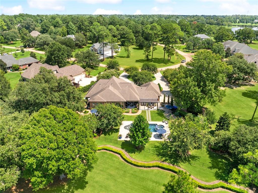 600 NORTHWOODS Drive